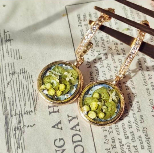 Baby green hydrangea earrings